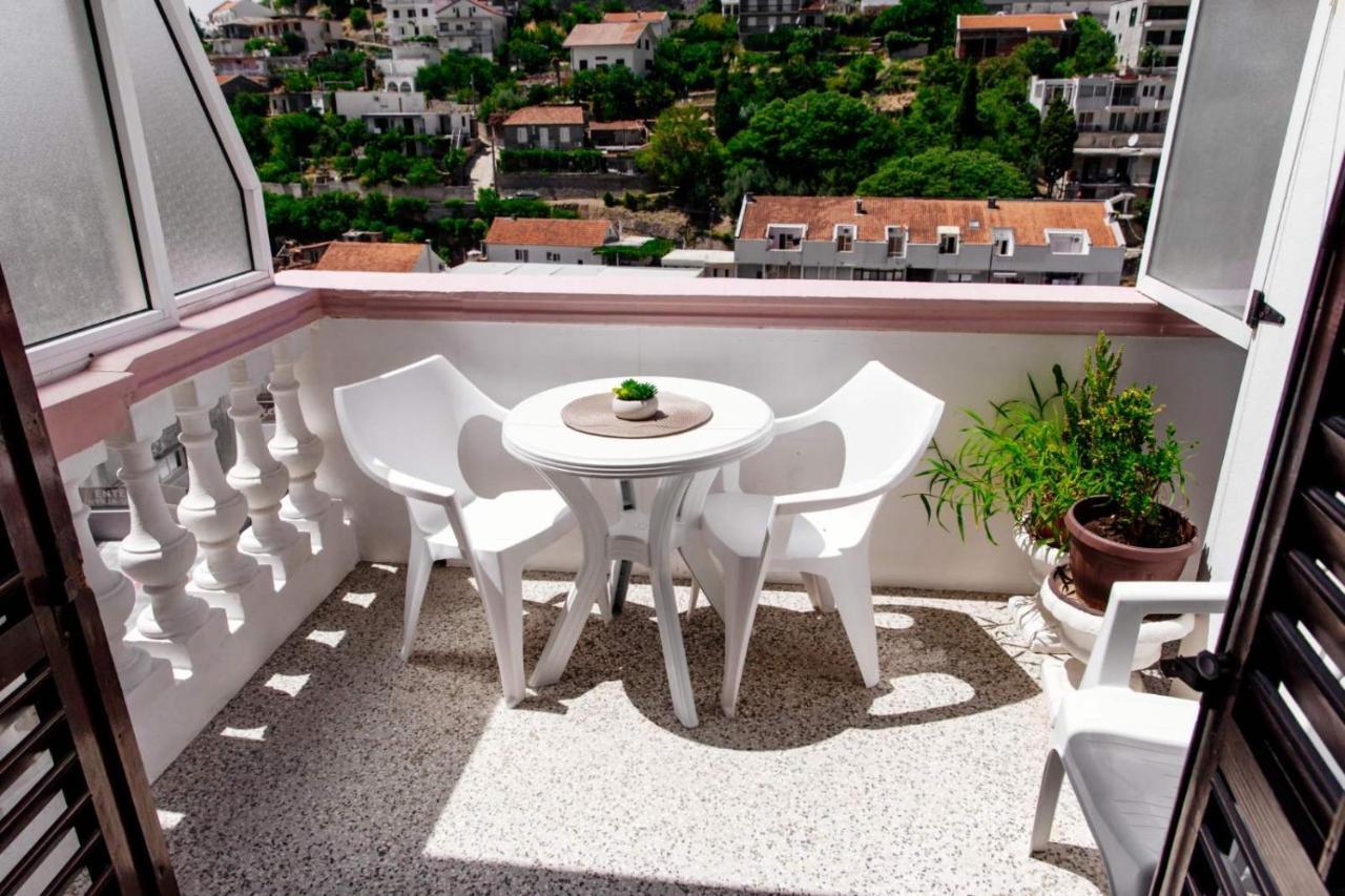 Castello Apartments Ülgün Dış mekan fotoğraf